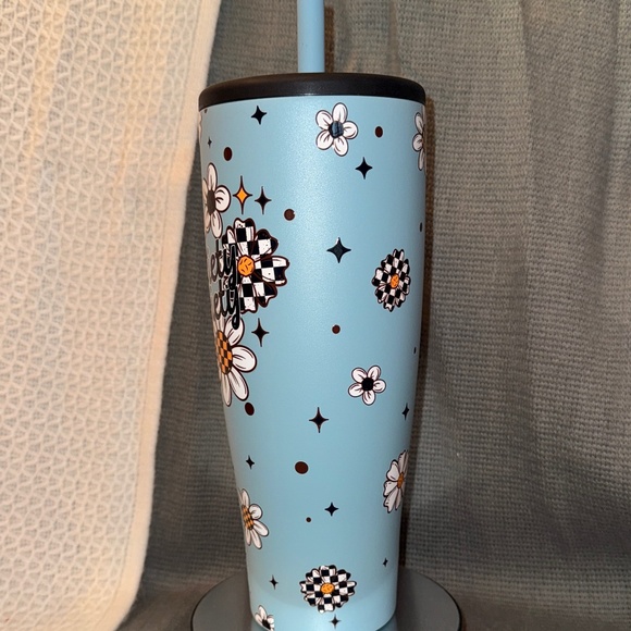 Brumate Custom ERA 40oz - Picture 4 of 6